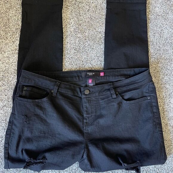 ❤️Torrid  Distressed Stretch Jeans Sz18 - Picture 2 of 8